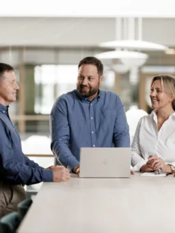 Wattn web s RGB 1015