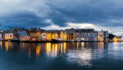 Aalesund 2000x700